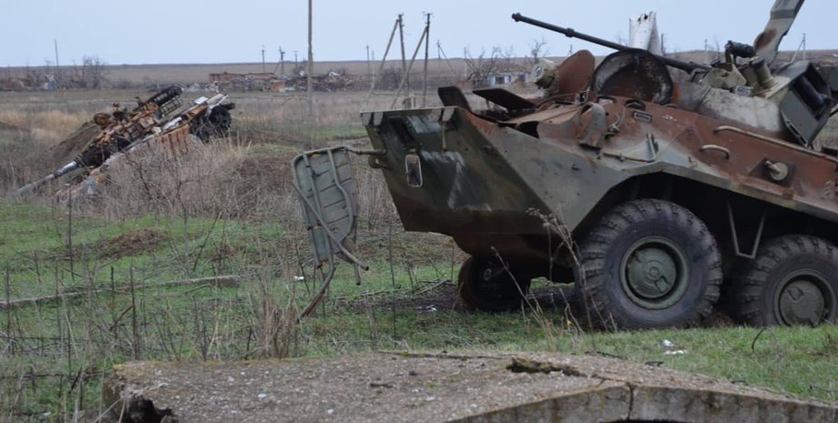 знищенний БТР РФ, Роботине