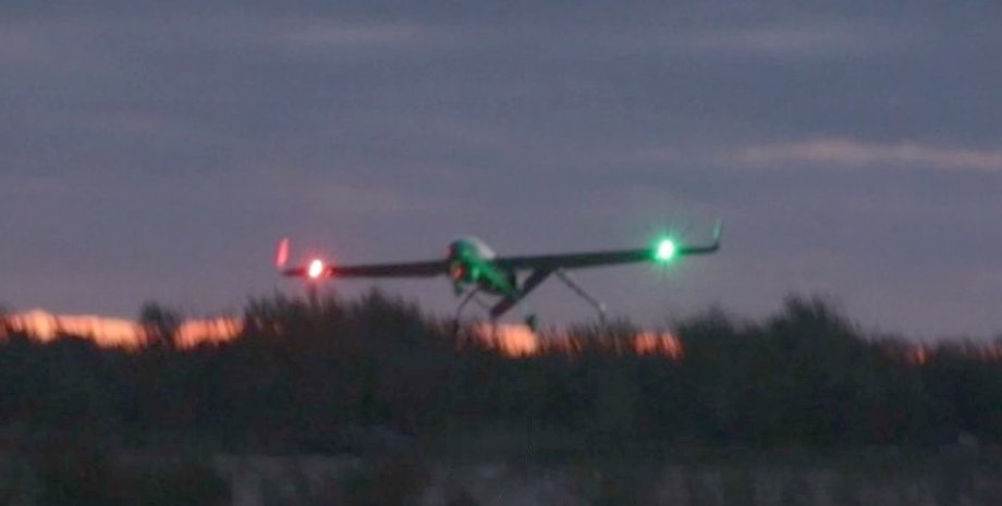фото ночного старта дрона ВСУ