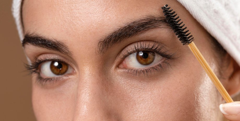 Какая форма бровей актуальна в 2024 году