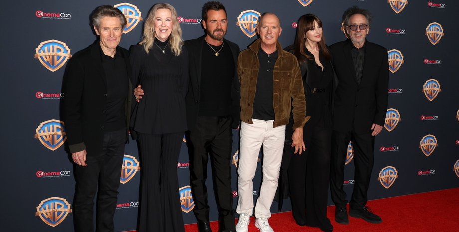 Моника Беллуччи и Тим Бертон, бойфренд Моники Беллуччи, CinemaCon 2024, моника беллуччи стиль