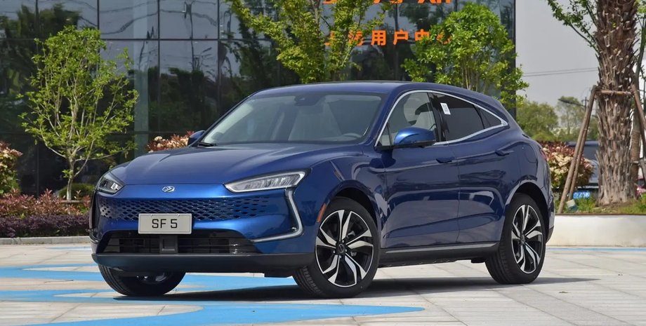Новий Huawei Seres SF5, Huawei Seres SF5, автомобіль Huawei, кросовер Huawei, Seres SF5
