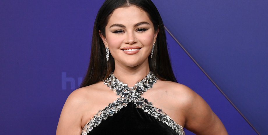 Селена Гомес