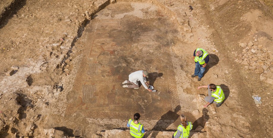 ученые, раскопки, мозаика, фото