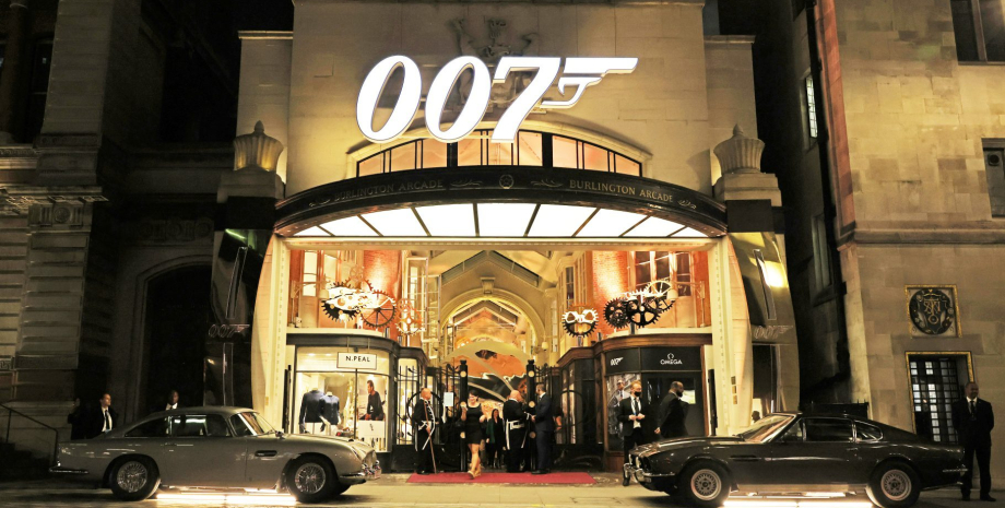 голдфінгер голдфінгер, джеймс бонд, бар, лондон, агент 007