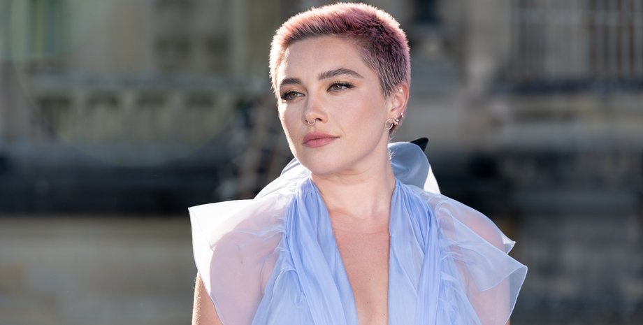 Флоренс Пʼю, Флоренс Пʼю гола сукня, Флоренс Пʼю повторила перформанс 2022 року, показ валентіно, тиждень моди