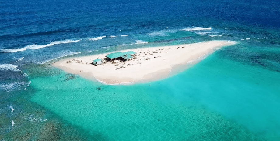Острів в океані Острів в океані, острів, невеликий острів, загадковий острів, острів зник, острів Сенді, неіснуючий острів, острів на карті