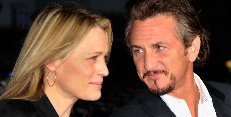 По словам Райт, Пенн был строгим