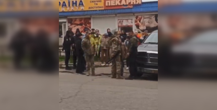 Конфликт с ТЦК Конфликт с ТЦК, ТЦК скандал, ТЦК стрельба, ТЦК выстрелы, ТЦК Запорожье, Запорожье ТЦК выстрелы, Запорожье ТЦК объяснения