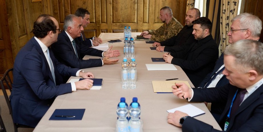 Владимир Зеленский провел встречу с Резой Пахлави