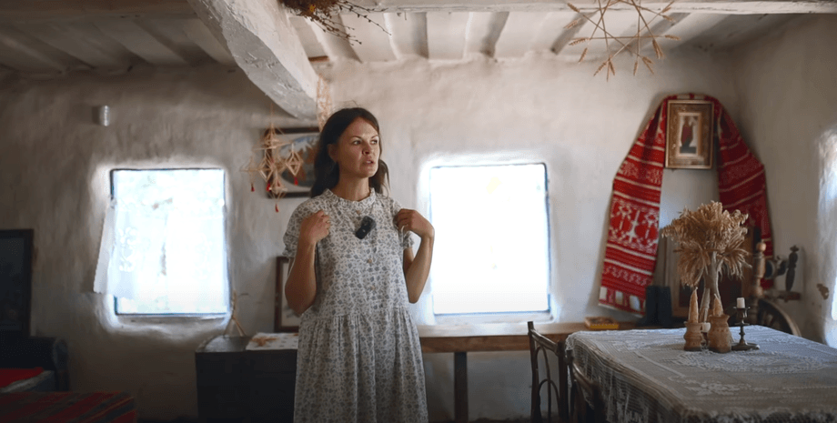 Анна с папой восстанавливает старые домики в Черкасской области