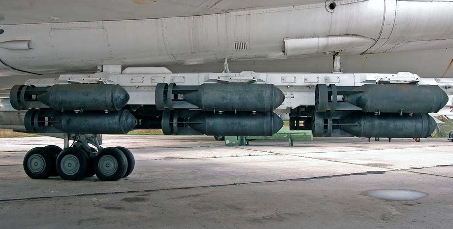 Авіабомба, КАБ, російські удари, авіація, війна РФ проти України