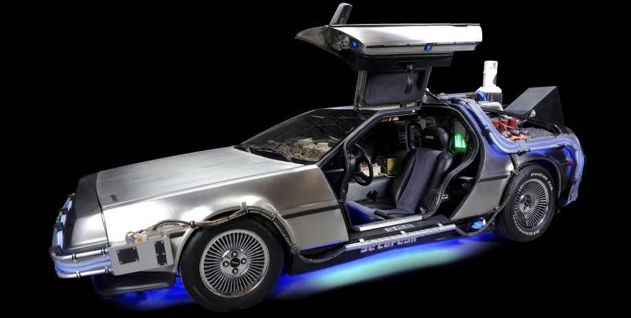 авто з фільму назад у майбутнє, назад у майбутнє, DeLorean DMC12