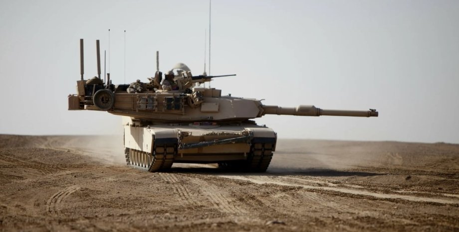 Американский танк Abrams M1