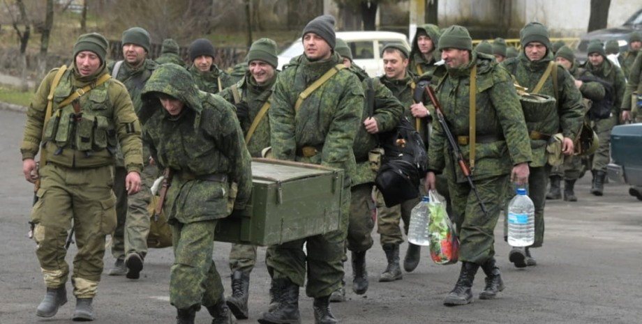 Il Ministero della Difesa britannico ritiene che Mosca voglia espandere la sua i...