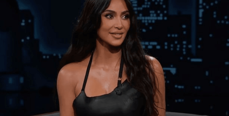 Ким Кардашьян, студия