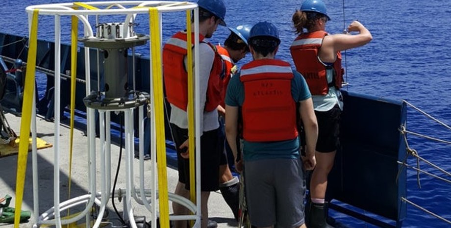 Noelle Held/Woods Hole Oceanographic Institution