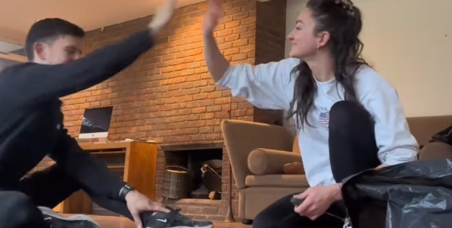 Супруги заметили дикую лису на кухне во время ремонт старинного дома