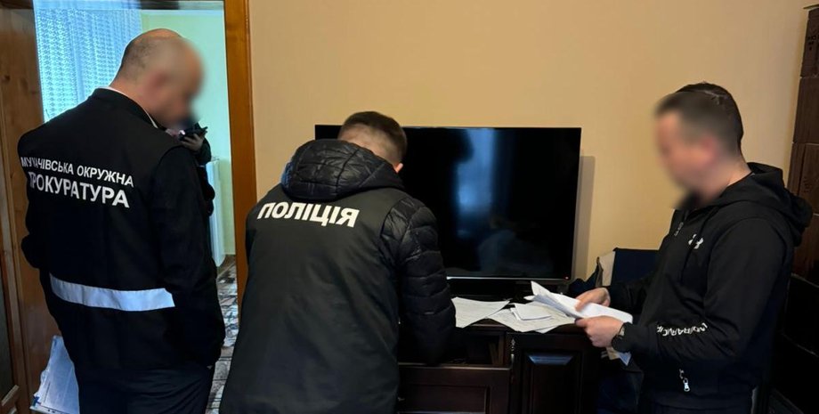 Обшук Поліція проводить 70 обшуків у лікарнях