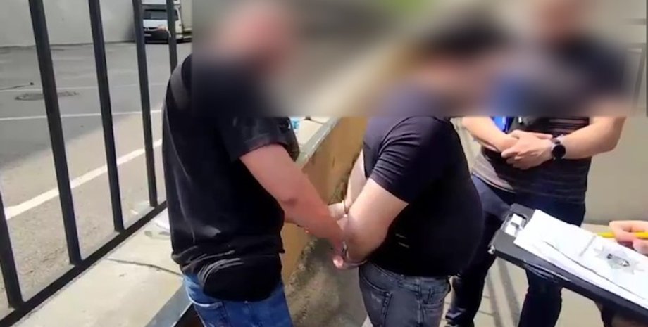 Задержание, задержали, задерживают, полиция задерживает, преступник, злоумышленник, грабитель