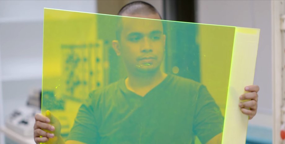 прозрачная солнечная панель, солнечная батарея