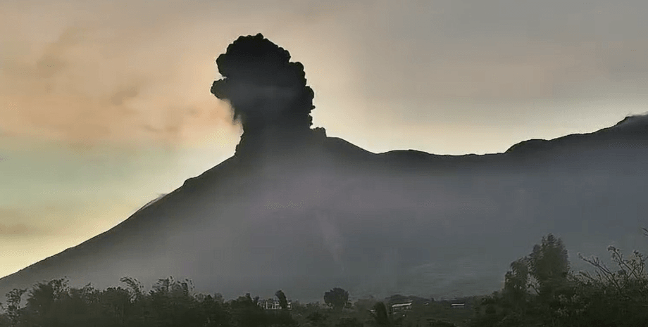 вулкан филиппины последствия На Филиппинах проснулся вулкан: гигантский столб пепла поднялся на несколько километров