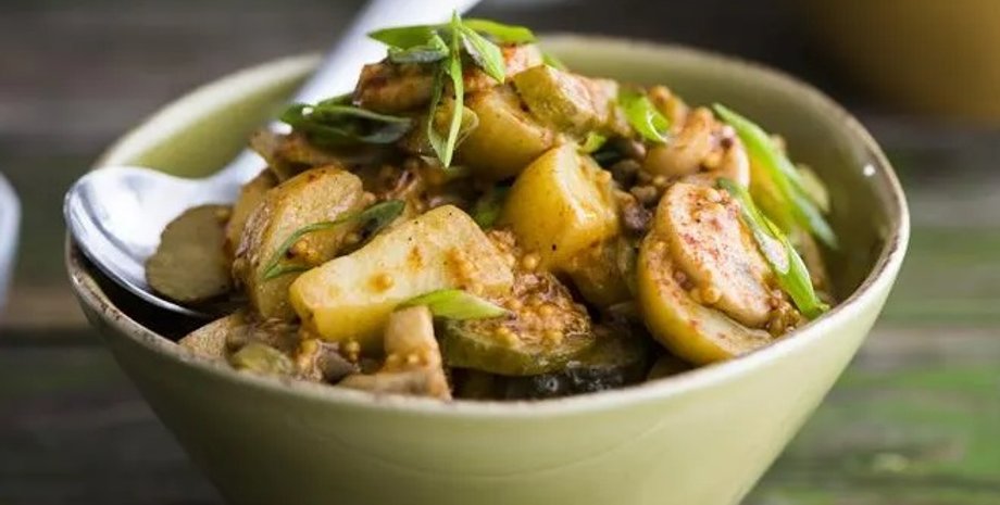 Салат із грибами та картоплею, салат із печерицями, смачний салат, як приготувати салат