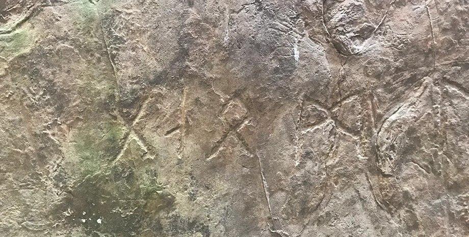 Камень, руны, викинги, наскальные рисунки