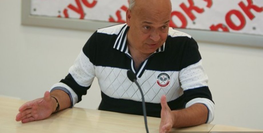 Дмитрий Алексеенко, Фокус