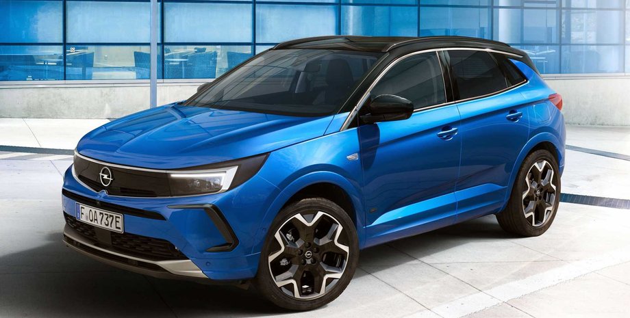 кроссовер Opel Grandland