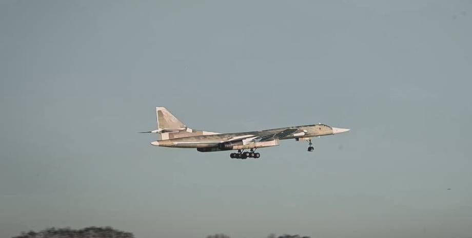 Ту-160М, бомбардувальник, авіаносець, Росія, модернізація, авіація