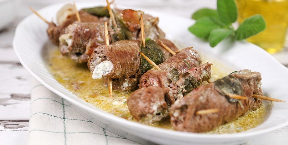 М'ясні рулетики, рецепт, смачний рецепт м'ясних рулетиків