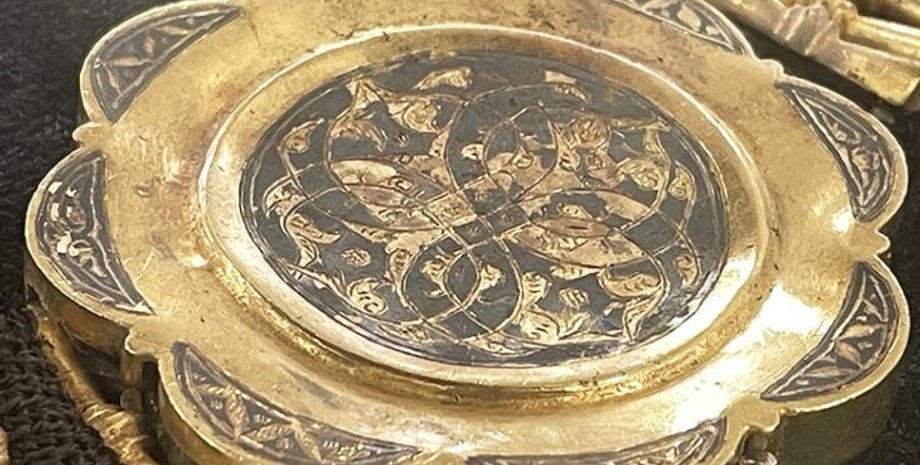 археологи, археологія, пояс, золото, Ані, Туреччина, Карс, ЮНЕСКО, музей, знахідка, розкопки, історія, середньовіччя