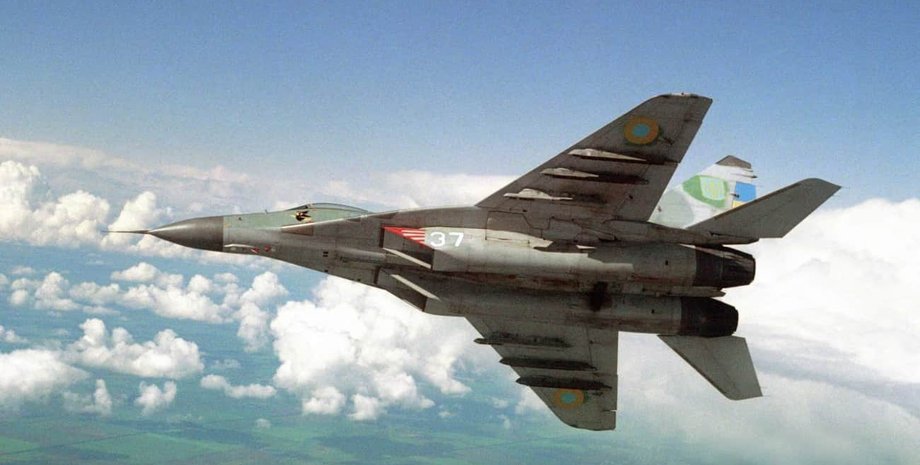 літак МіГ-29