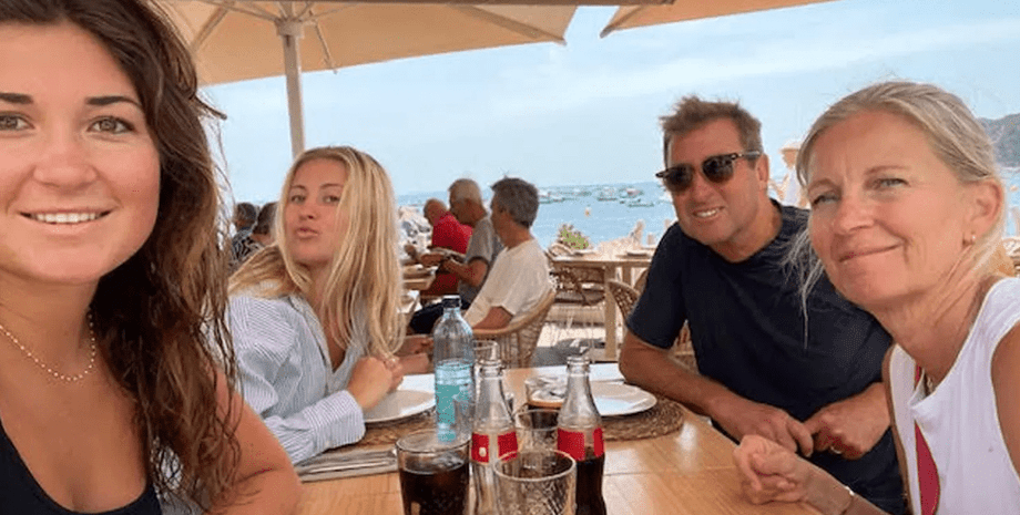 Семья на отдыхе