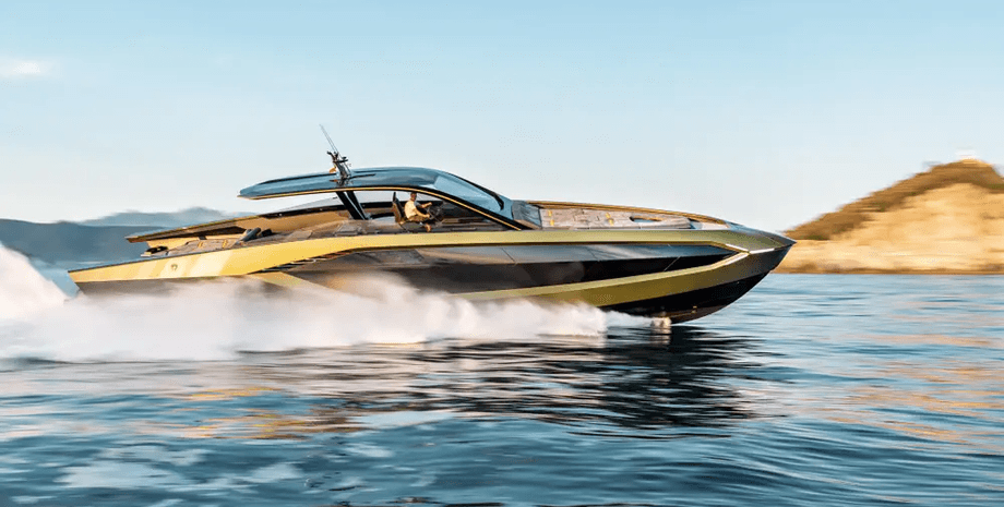 Яхта Lamborghini, яхта, судно, лодка, корабль, дорогая яхта, яхта миллионера, бизнесмен, владелец яхты, выбрасывал деньги