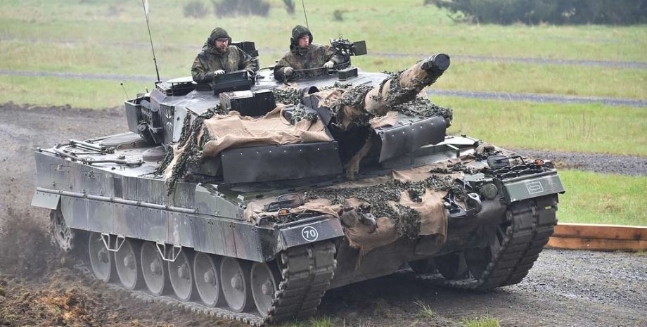 Німецький танк, Бундесвер танк, Німеччина зброя, Німеччина проблема зброя, Німеччина уряд критика