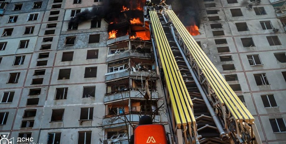 Пожежа у багатоповерхівці Харкова