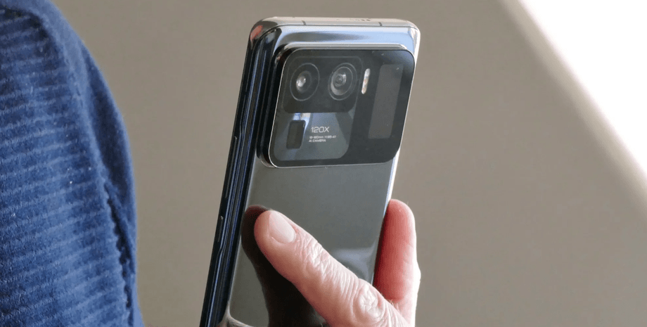 Смартфон Xiaomi Mi 11 Ultra