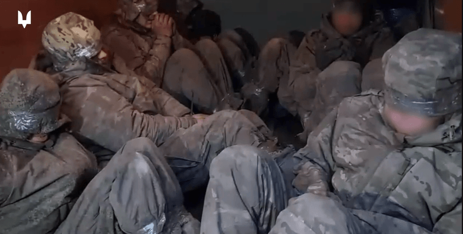 Пленные морпехи