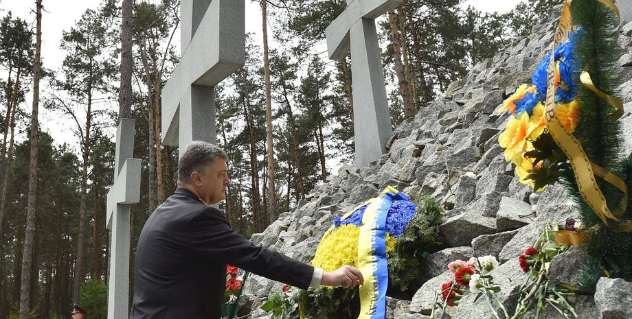 Петр Порошенко в Быковне / Фото пресс-службы Украины