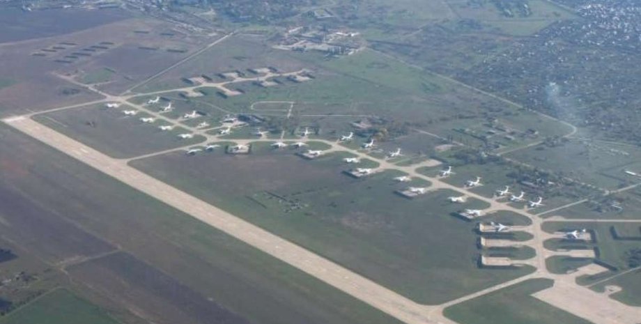 відновлення аеродрому