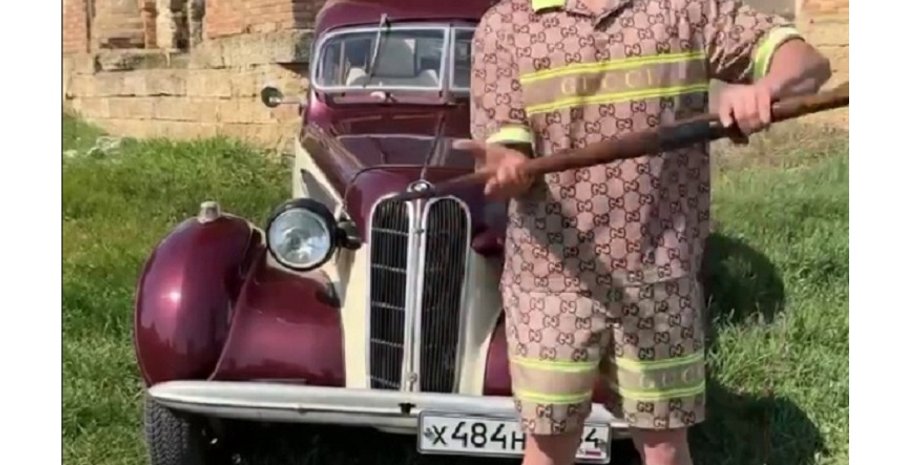 чоловік з рушницею і бмв, BMW 326, седан BMW