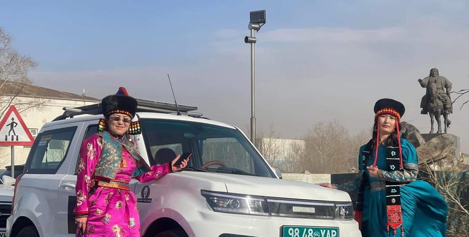 Монгольский электромобиль, монгольский автомобиль, Mozo Hero, Bars Motors, электромобиль Mozo Hero