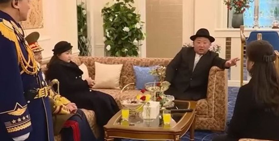 Кім Чен Ин у ресторані, ким ченин, корейський ресторан, корейська їжа, страви з собак, собаче м'ясо, собачатина