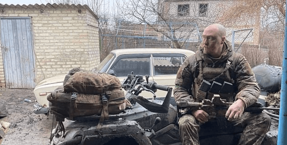 снайпер, Великобритания, тренировки ВСУ, британский снайпер, Джулиан Торн, смертельное ДТП