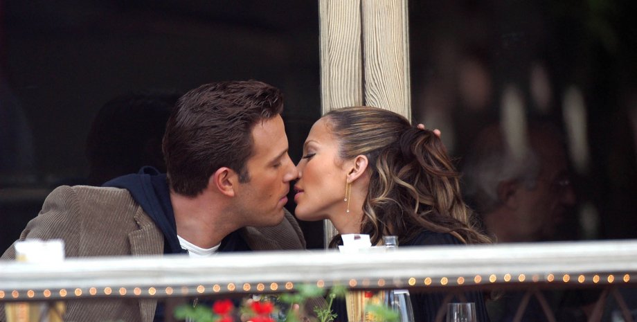 Бен Аффлек и Дженнифер Лопес Бен Аффлек и Дженнифер Лопес, фильм джили, муж дженнифер лопес, джей ло и бен аффлек, роман