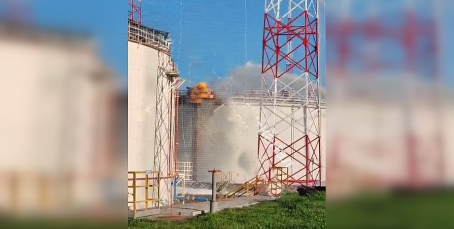 последствия удар дрона ВСУ, Тамбовская область пожар, Брянская область пожар, удар дрона по РФ, удары по РФ, военные объекты РФ взрыв