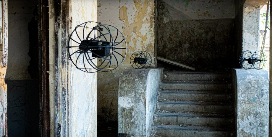 Дрон Rooster от Robotican