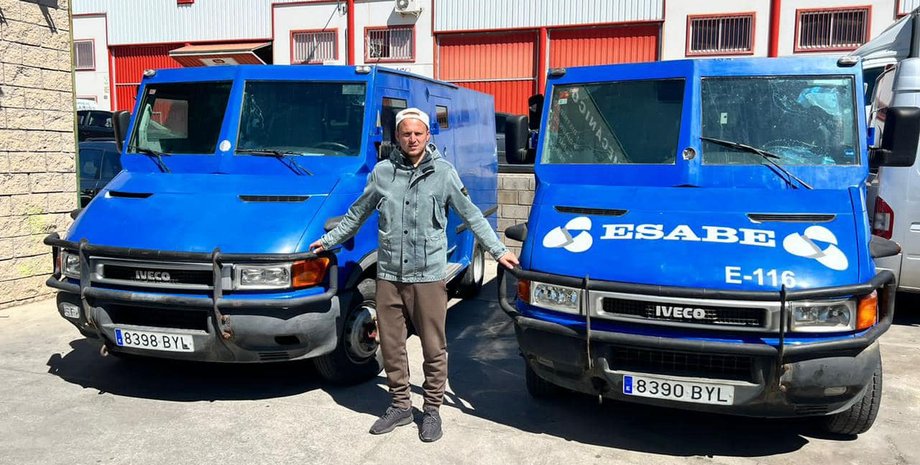 Роман Зозуля, Жан Беленюк, авто для ВСУ, авто для армії, броньовані авто, Iveco Daily, Mitsubishi Pajero, Ford Ranger