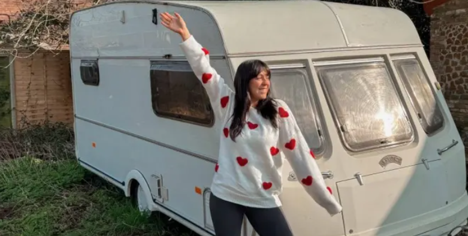 Блогерша создала идеальный передвижной дом, ремонт в фургоне своими руками, жилье, дом мечты